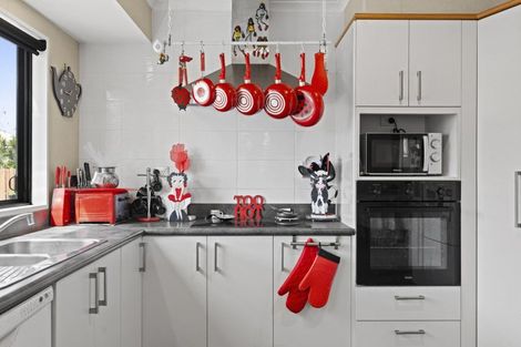 Photo of property in 3 Kentia Avenue, Mount Maunganui, 3116