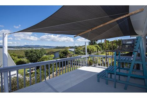 Photo of property in 33 Raumati Crescent, Onerahi, Whangarei, 0110