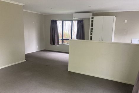 Photo of property in 21 Mona Vale, West Harbour, Auckland, 0618