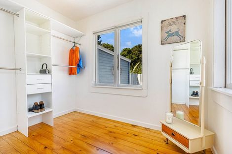Photo of property in 18 Foster Avenue, Huia, Auckland, 0604
