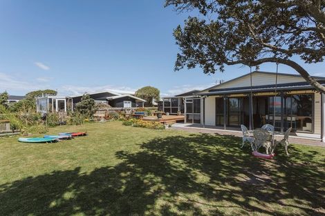 Photo of property in 515 Pukehina Parade, Pukehina, Te Puke, 3189