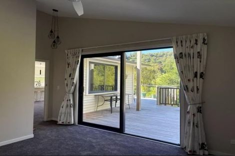 Photo of property in 231 Plateau Road, Te Marua, Upper Hutt, 5018