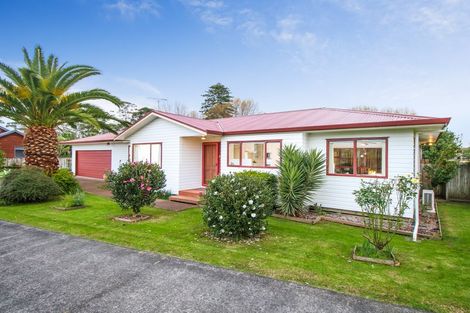 Photo of property in 41a Springs Road, Parakai, 0830