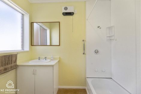 Photo of property in 13 Rennie Street, Green Island, Dunedin, 9018