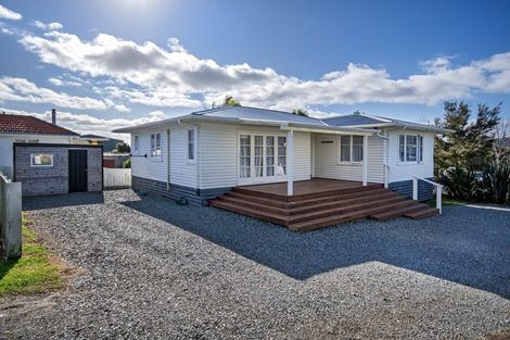 Photo of property in 1a Whimp Avenue, Onerahi, Whangarei, 0110
