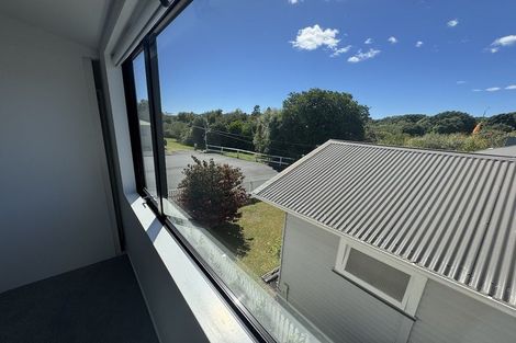 Photo of property in 7b Manor Place, Point Chevalier, Auckland, 1022