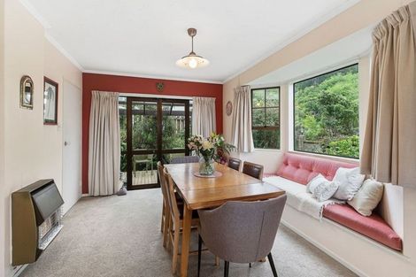 Photo of property in 35 Fyvie Avenue, Tawa, Wellington, 5028