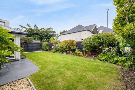 Photo of property in 11 Kotare Street, Fendalton, Christchurch, 8041