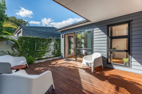 Photo of property in 19a Muir Avenue, Mangere Bridge, Auckland, 2022