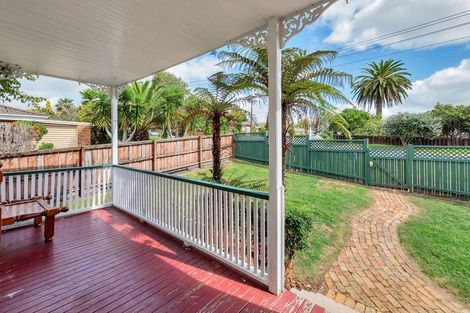 Photo of property in 1/4 Wood Street, Papakura, 2110