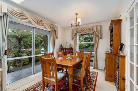Photo of property in 13 Whiorau Grove, Lowry Bay, Lower Hutt, 5013