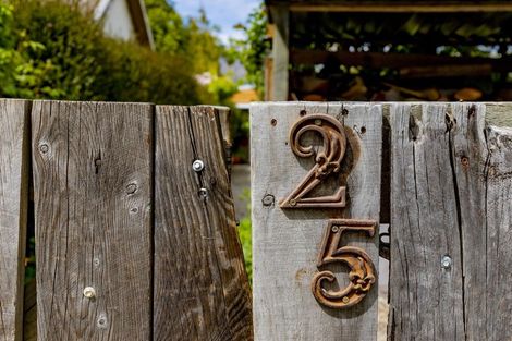 Photo of property in 25 Kent Street, Arrowtown, 9302