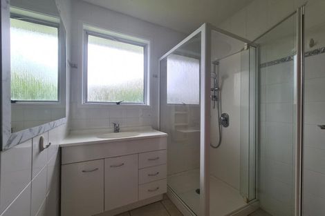 Photo of property in 1 Murillo Place, Henderson, Auckland, 0612