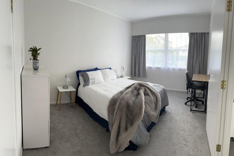 Photo of property in 20 Brandon Road, Glen Eden, Auckland, 0602