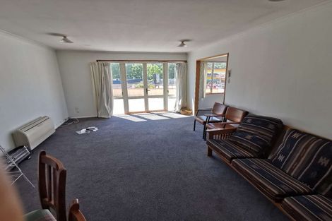 Photo of property in Residential Flat, 196a Main Road South, Green Island, Dunedin, 9018