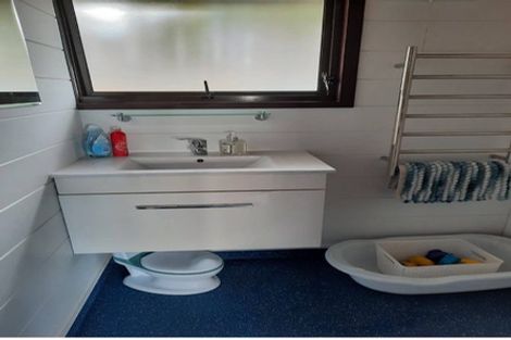 Photo of property in 98 Conclusion Street, Ascot Park, Porirua, 5024