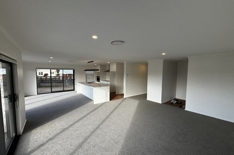 Photo of property in 12 Wilton Street, Westown, New Plymouth, 4310