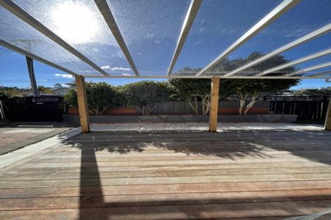 Photo of property in 1/5 Glen Road, Browns Bay, Auckland, 0630