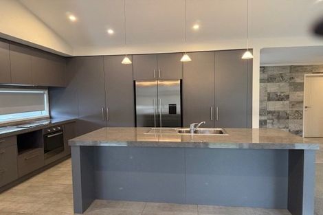 Photo of property in 278 Lakes Boulevard, Pyes Pa, Tauranga, 3112