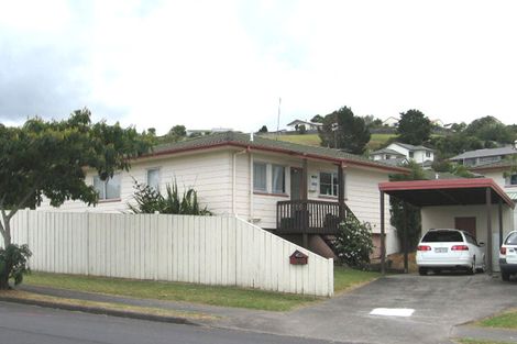 Photo of property in 1/80 West Harbour Drive, West Harbour, Auckland, 0618