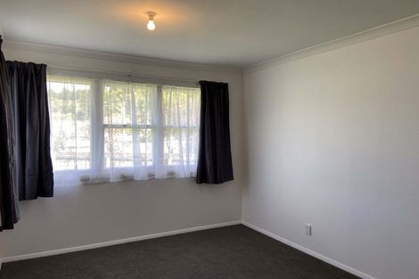 Photo of property in 6 Mangaroa Hill Road, Clouston Park, Upper Hutt, 5018