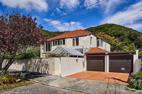 Photo of property in 5 Ngaio Street, Eastbourne, Lower Hutt, 5013