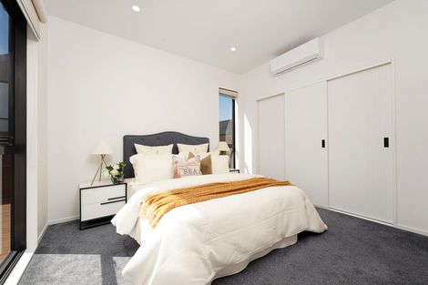 Photo of property in 7 Taiororua Avenue, Massey, Auckland, 0614