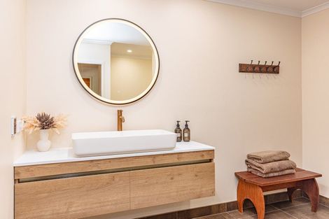 Photo of property in 120 Union Line, Fordell, Whanganui, 4572