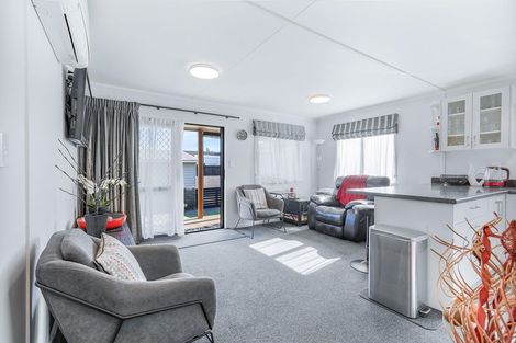 Photo of property in 145 Whatawhata Road, Dinsdale, Hamilton, 3204