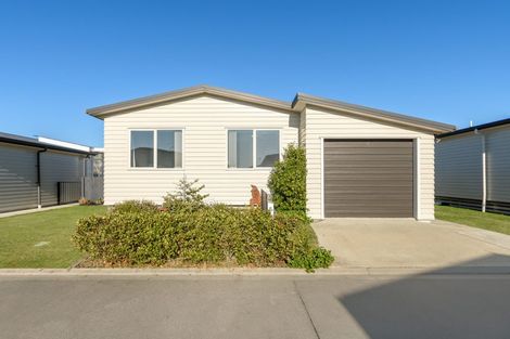 Photo of property in 11 Kamahi Crescent, Papamoa Beach, Papamoa, 3118