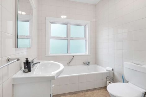 Photo of property in 119 Liverpool Street, College Estate, Whanganui, 4500