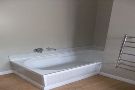 Photo of property in 15 Saint Ronans Avenue, Waterloo, Lower Hutt, 5011