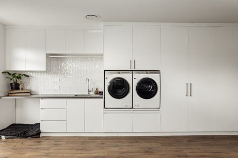 Photo of property in 1 Kiritiana Close, Pyes Pa, Tauranga, 3112