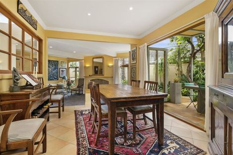 Photo of property in 1/15 Sylvan Park Avenue, Milford, Auckland, 0620