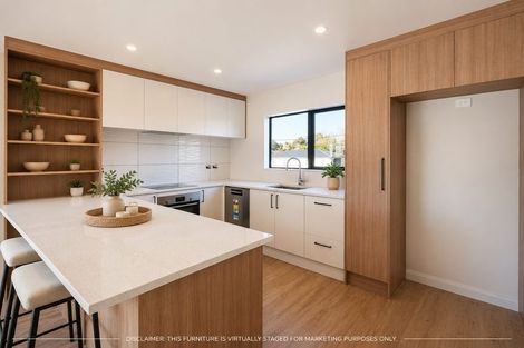 Photo of property in 19 Mcleod Road, Henderson, Auckland, 0612