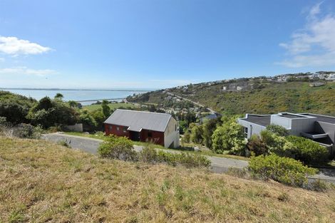 Photo of property in 4 La Costa Lane, Mount Pleasant, Christchurch, 8081
