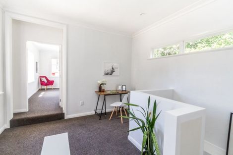 Photo of property in 19 Cecil Road, Tawa, Wellington, 5028