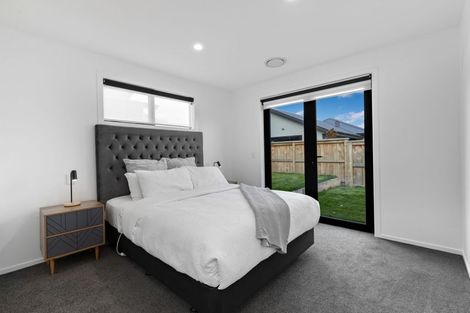 Photo of property in 21 Bannister Street, Jacks Point, Queenstown, 9371