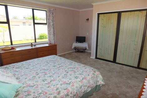 Photo of property in 24b Park Street, Foxton, 4814