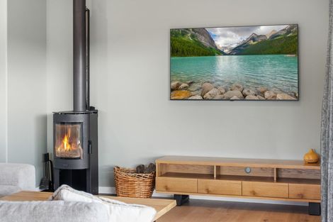 Photo of property in 19 Golf View Close, Fairhall, 7272