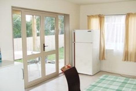 Photo of property in 27a Captain Scott Road, Glen Eden, Auckland, 0602