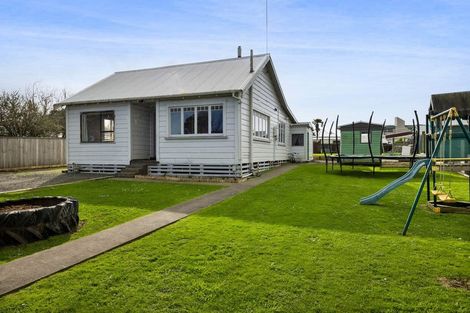 Photo of property in 196 Bridge Street, Eltham, 4322