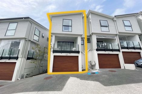 Photo of property in 12/10 Silver Moon Road, Albany Heights, Auckland, 0632