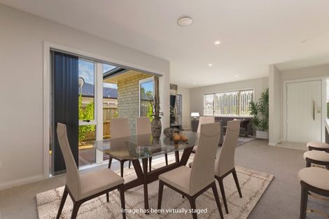 Photo of property in 39 Coutts Way, Fitzherbert, Palmerston North, 4410