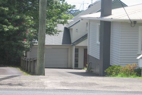 Photo of property in 2/5 Raleigh Road, Northcote, Auckland, 0627