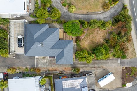 Photo of property in 34 Waikawa Road, Picton, 7220