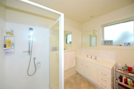 Photo of property in 102 Lowry Avenue, Redwood, Christchurch, 8051