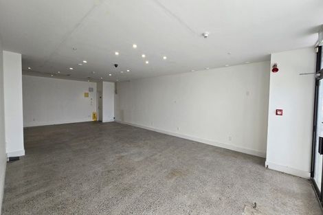 Photo of property in Oceanside Tower 1, 2/2a Marine Parade, Mount Maunganui, 3116
