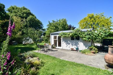 Photo of property in 10 Armstrong Avenue, Carterton, 5713