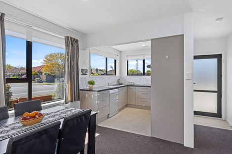 Photo of property in 1/281 Sawyers Arms Road, Bishopdale, Christchurch, 8053